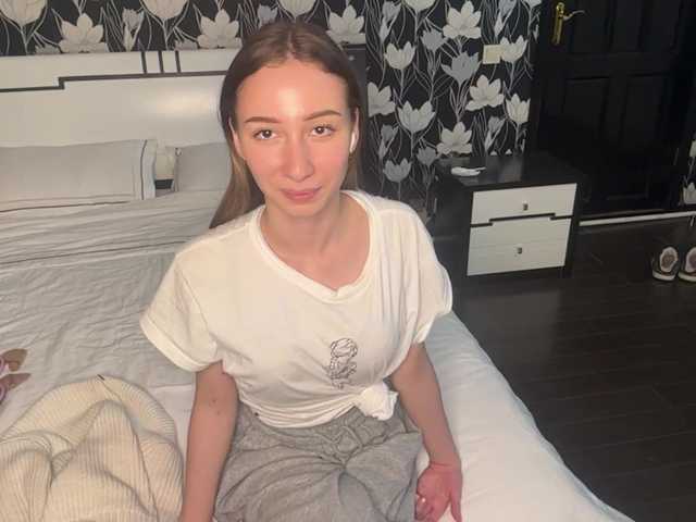 PricillaScrape live cam on BongaCams