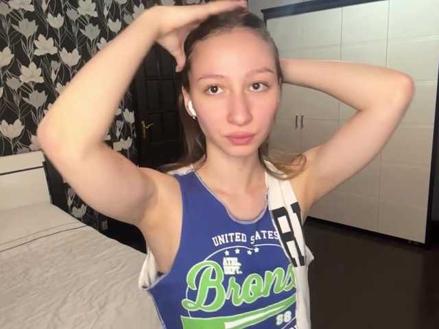 PricillaScrape live cam on BongaCams