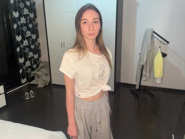 PricillaScrape live cam on BongaCams