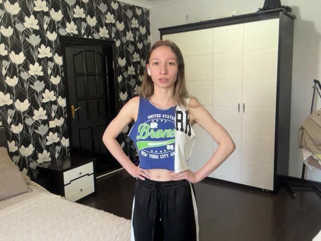 PricillaScrape live cam on BongaCams