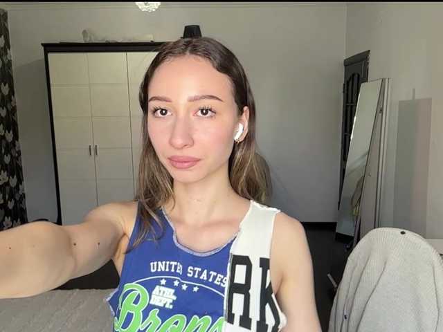 PricillaScrape live cam on BongaCams