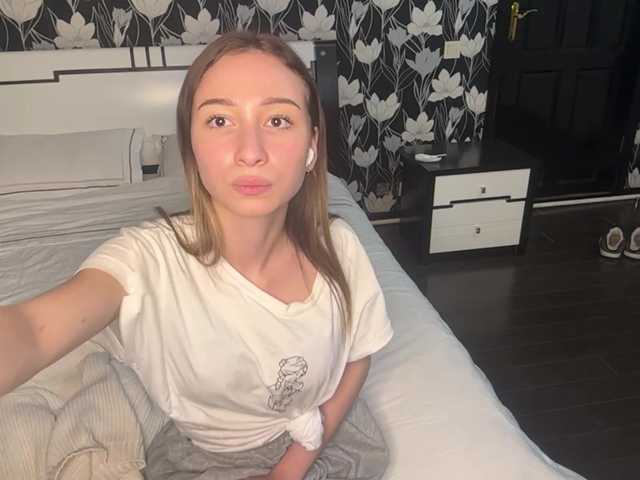 PricillaScrape live cam on BongaCams