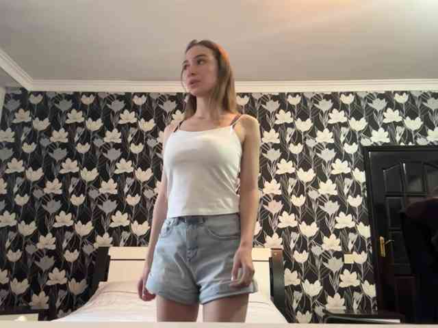 Model: PricillaScrape