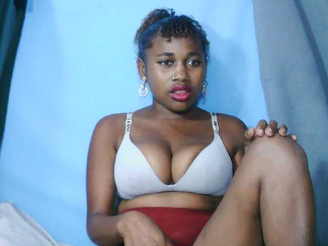 Laylla0377
