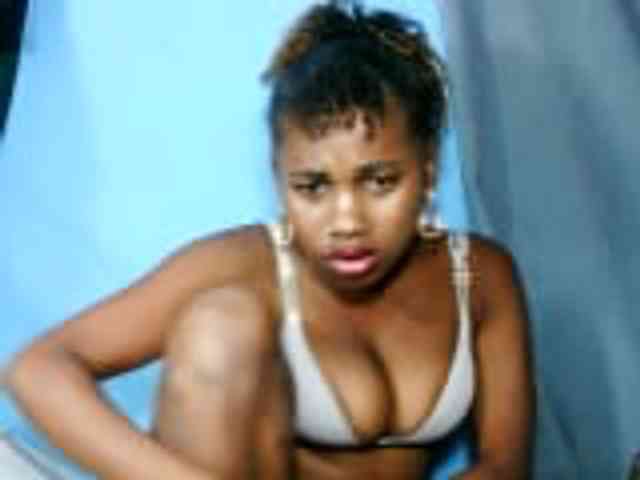 Laylla0377 webcam