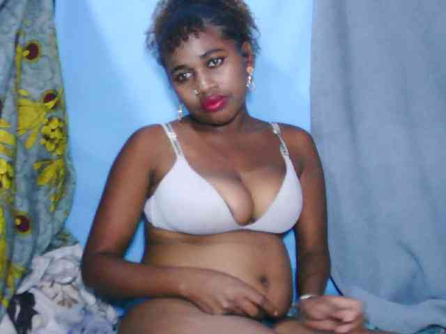 Laylla0377 webcam