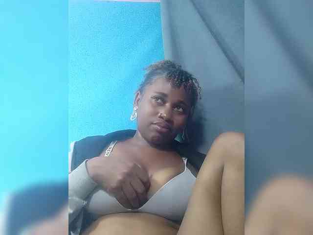 Laylla0377
