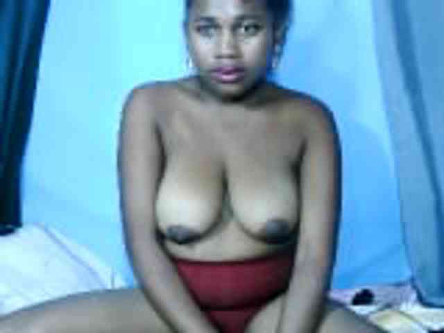 Laylla0377 webcam