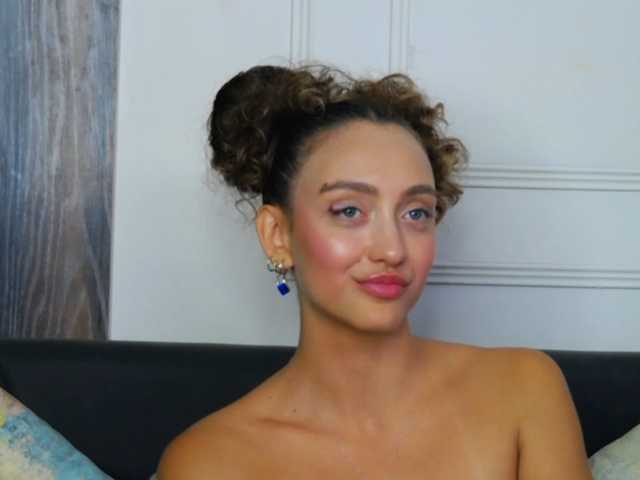 ArianaRhodes