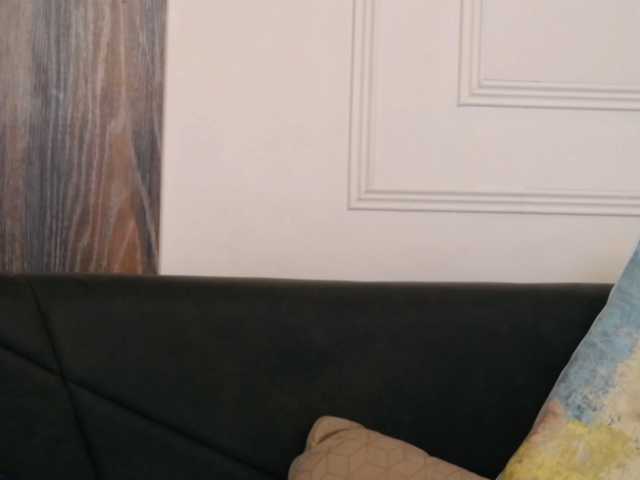 ArianaRhodes live cam on BongaCams