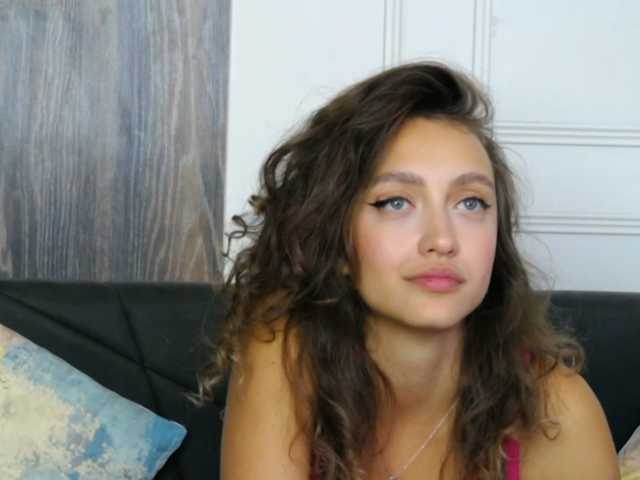 ArianaRhodes live cam on BongaCams
