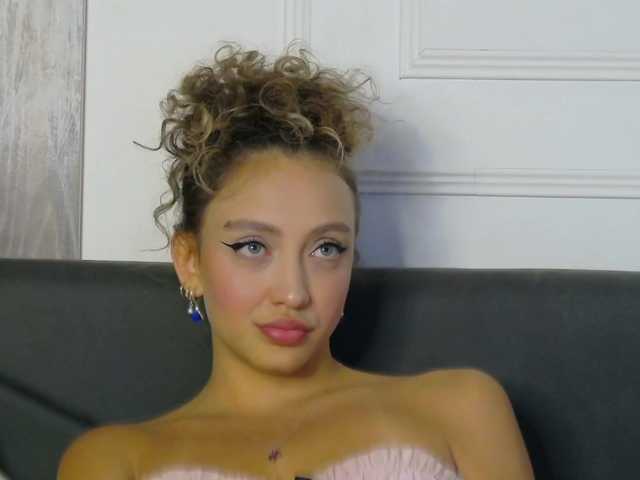 ArianaRhodes