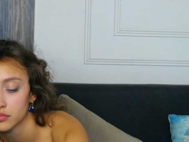 ArianaRhodes live cam on BongaCams