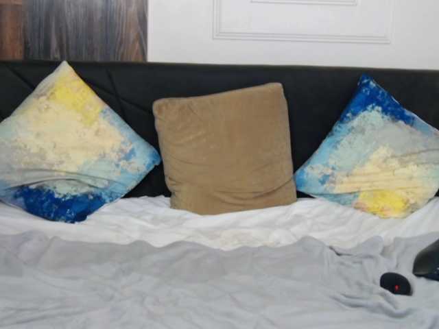ArianaRhodes live cam on BongaCams