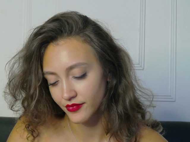 ArianaRhodes live cam on BongaCams
