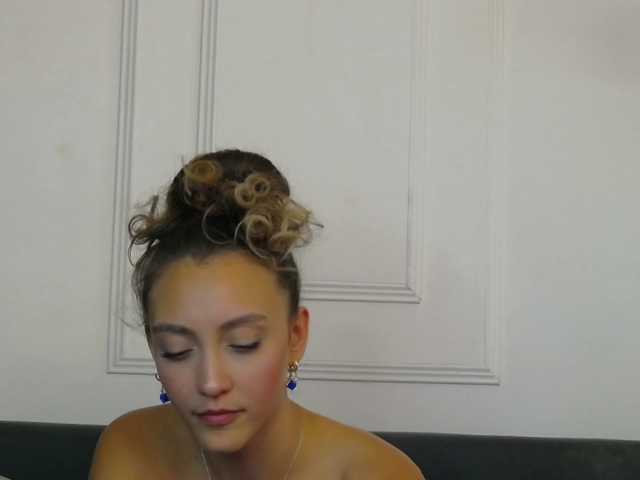ArianaRhodes