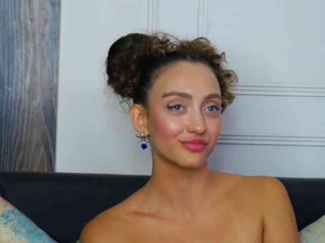 ArianaRhodes