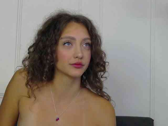 ArianaRhodes