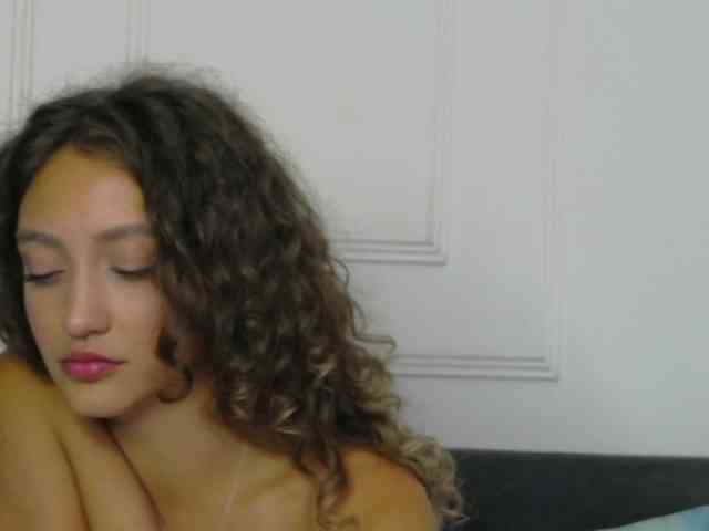 ArianaRhodes