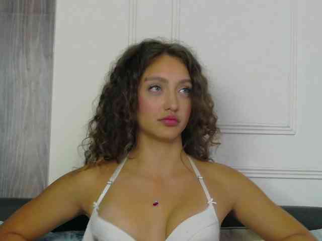 ArianaRhodes