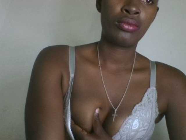 Aniah live cam