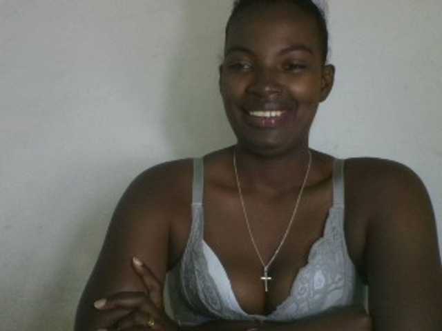 Aniah live cam