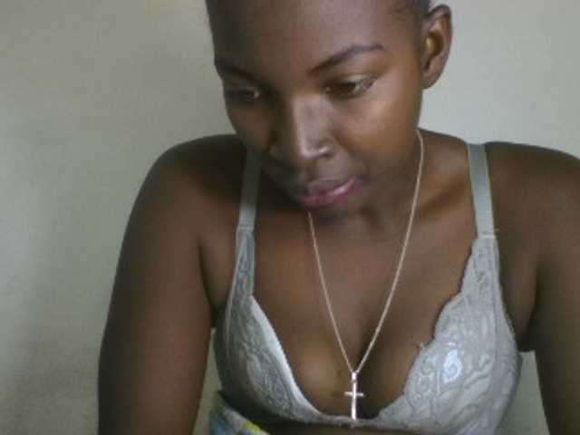 Aniah live cam