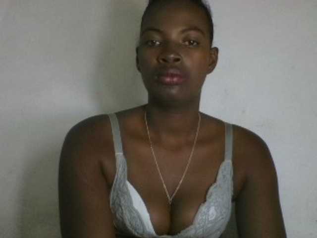Aniah live cam