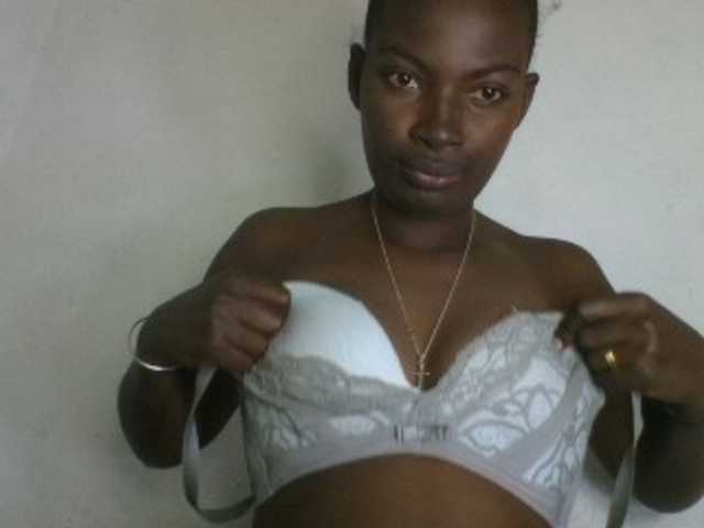 Aniah live cam