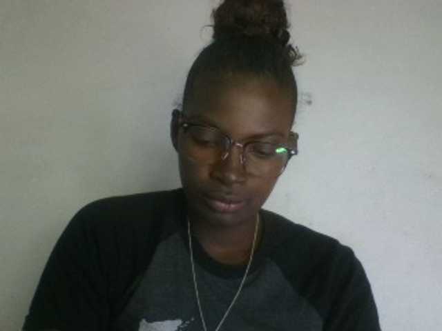 Aniah live cam on BongaCams
