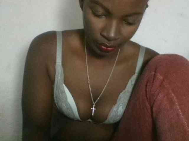 Aniah webcam