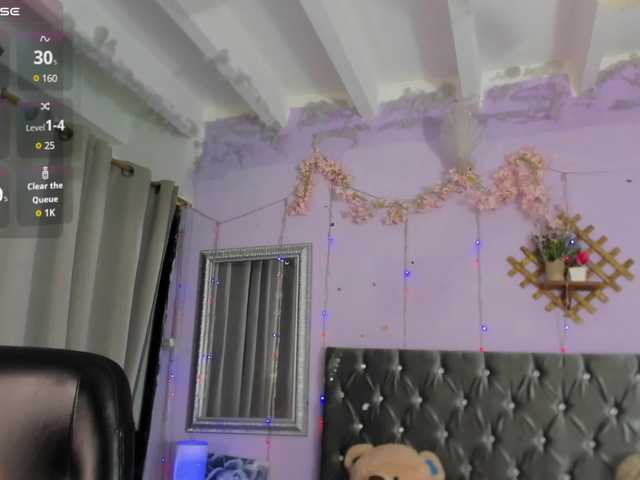 AlanaSalem live cam on BongaCams