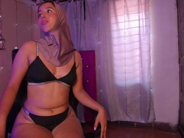 AlanaSalem live cam on BongaCams