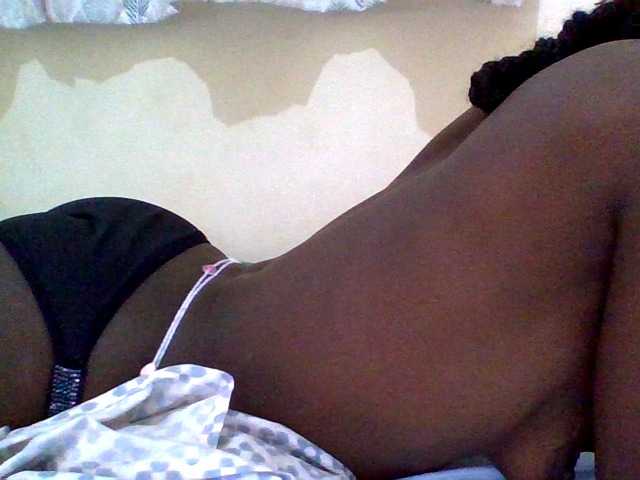 Bloom live cam on BongaCams