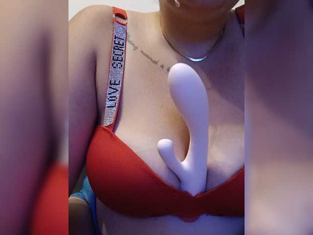 GreeekSirina webcam