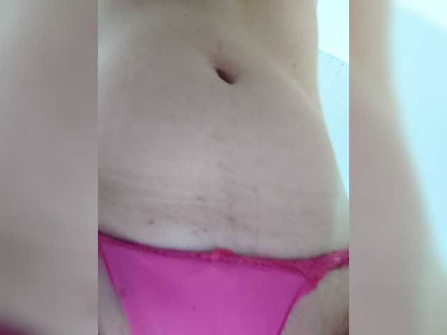 SuzaniLouize live cam on BongaCams