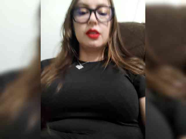 Modelo: SuzaniLouize