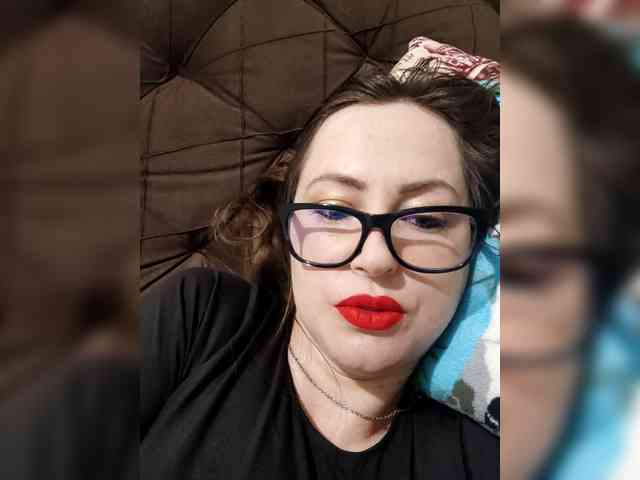 SuzaniLouize webcam