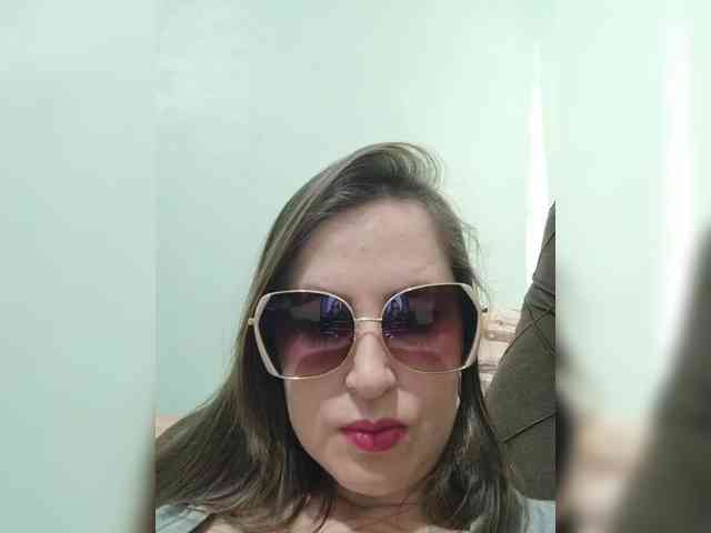 Modelo: SuzaniLouize