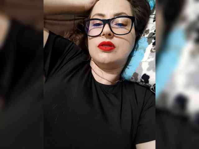 SuzaniLouize webcam