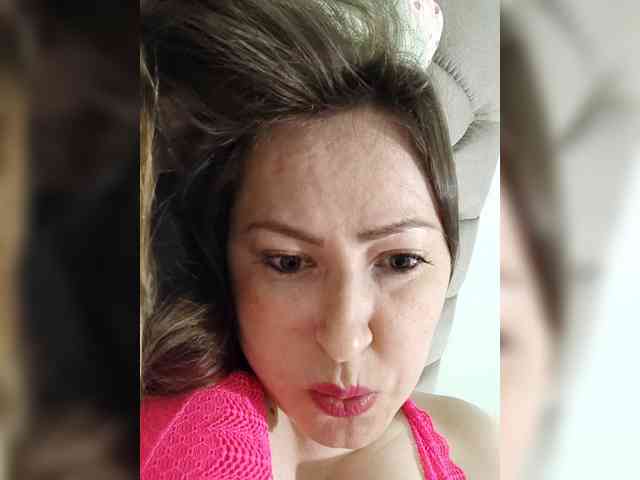 Modelo: SuzaniLouize
