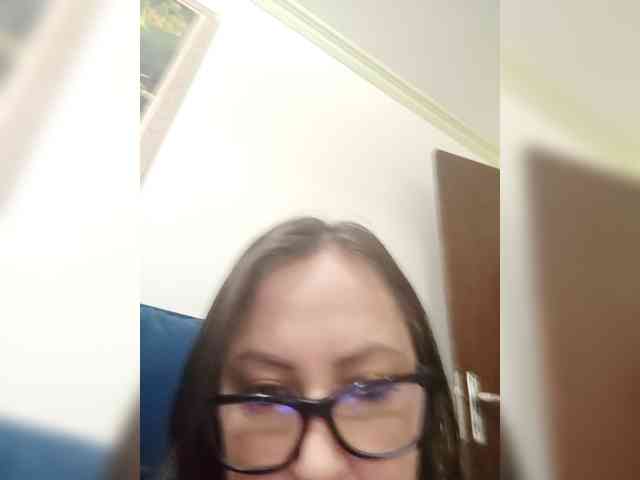 Modelo: SuzaniLouize