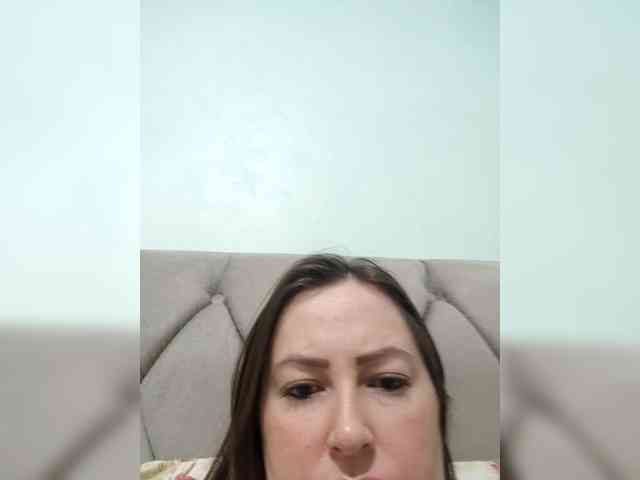 Modelo: SuzaniLouize