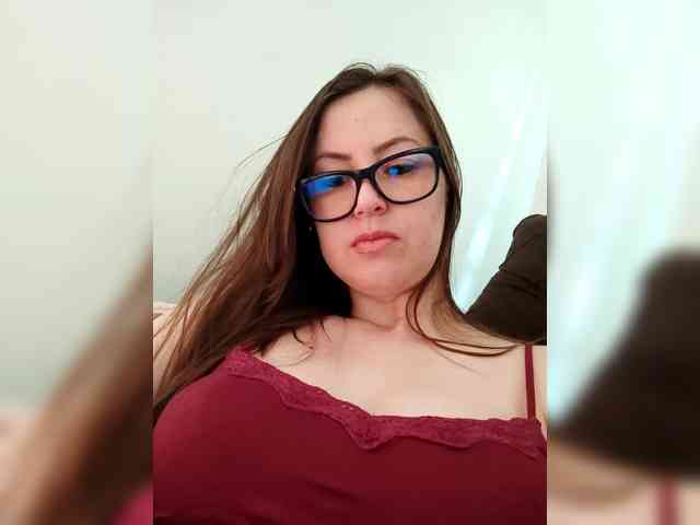 SuzaniLouize webcam