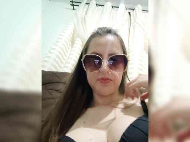 Modelo: SuzaniLouize