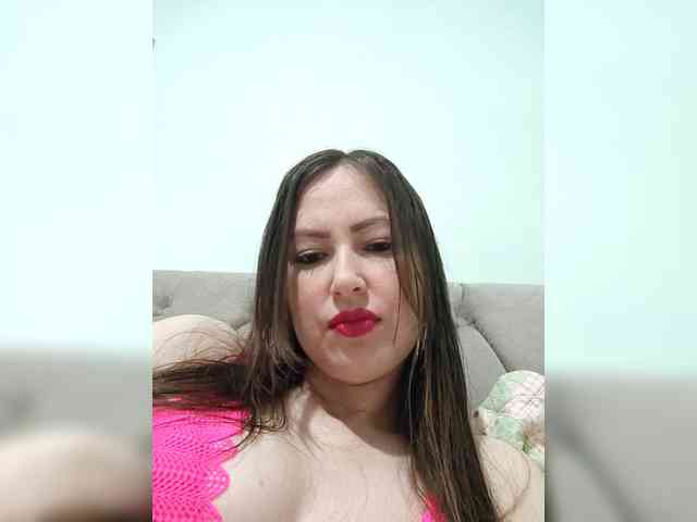 Modelo: SuzaniLouize
