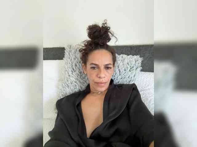 LadyVelvet22