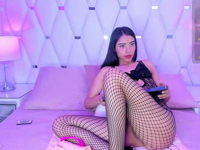 WickedZoe live cam on BongaCams