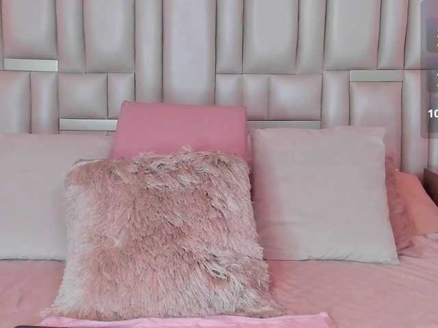 WickedZoe live cam on BongaCams