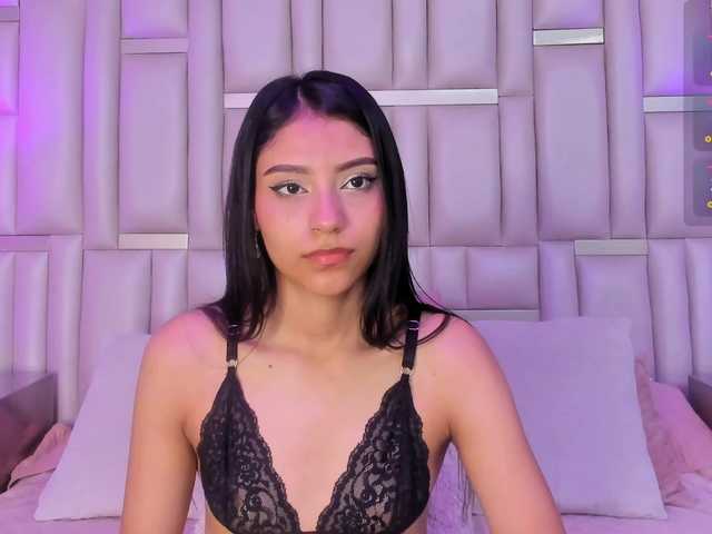 WickedZoe live cam on BongaCams